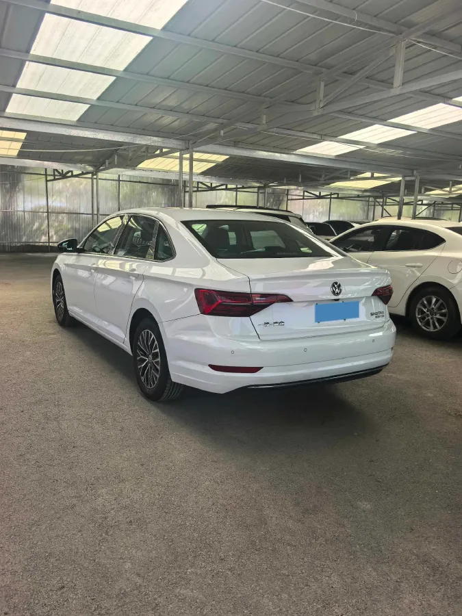 2019 Jeep Renegade 1.3T 173HP L4 7DCT,autocango,china used car exporter,china ev exporter,chinese used car exporter,chinese used ev exporter