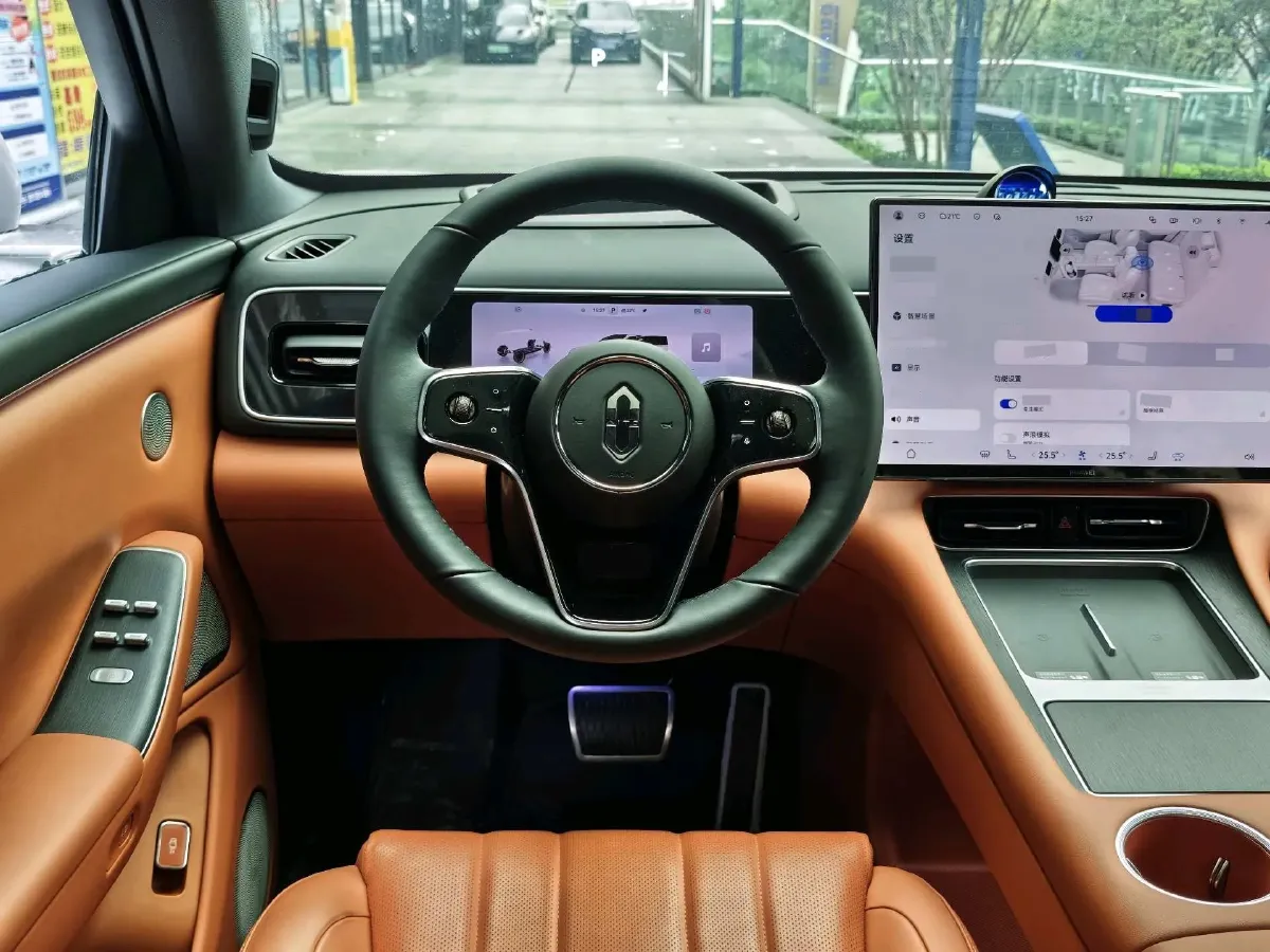 2026 AITO AITO M7 REEV 160HP REEV,autocango,china used car exporter,china ev exporter,chinese used car exporter,chinese used ev exporter