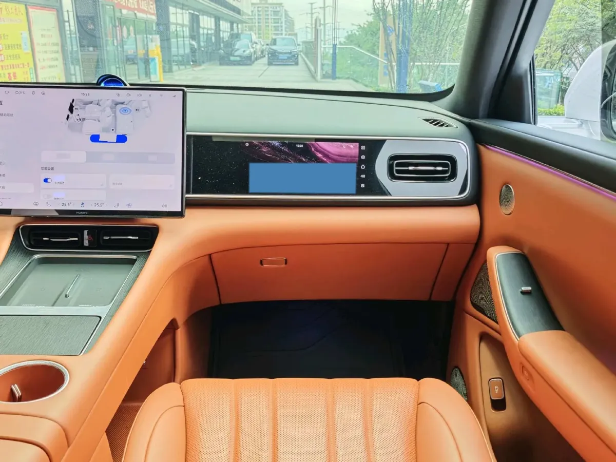 2026 AITO AITO M7 REEV 160HP REEV,autocango,china used car exporter,china ev exporter,chinese used car exporter,chinese used ev exporter