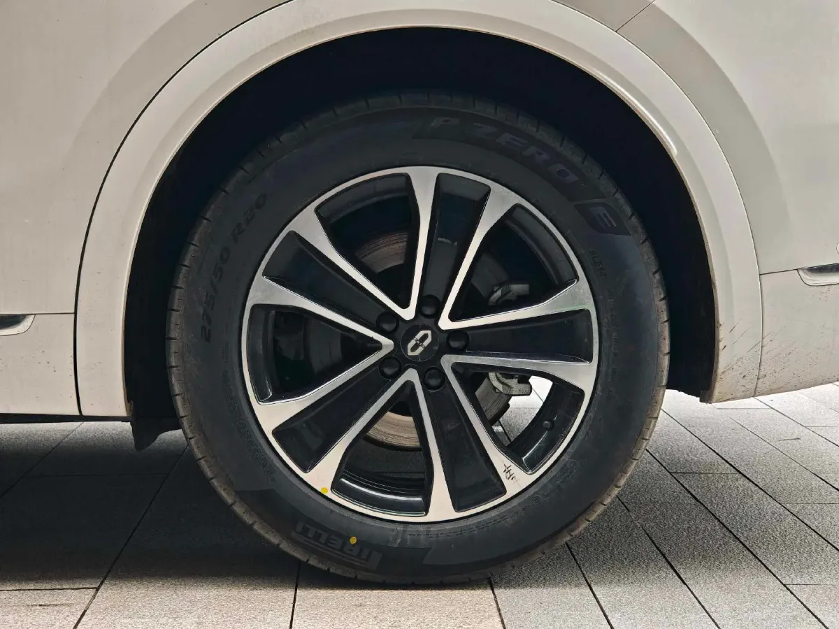 2026 AITO AITO M7 REEV 160HP REEV,autocango,china used car exporter,china ev exporter,chinese used car exporter,chinese used ev exporter