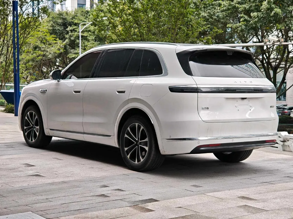 2026 AITO AITO M7 REEV 160HP REEV,autocango,china used car exporter,china ev exporter,chinese used car exporter,chinese used ev exporter