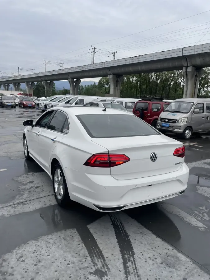 2019 Volkswagen T-Cross 1.4T 150HP L4 7DCT,autocango,china used car exporter,china ev exporter,chinese used car exporter,chinese used ev exporter