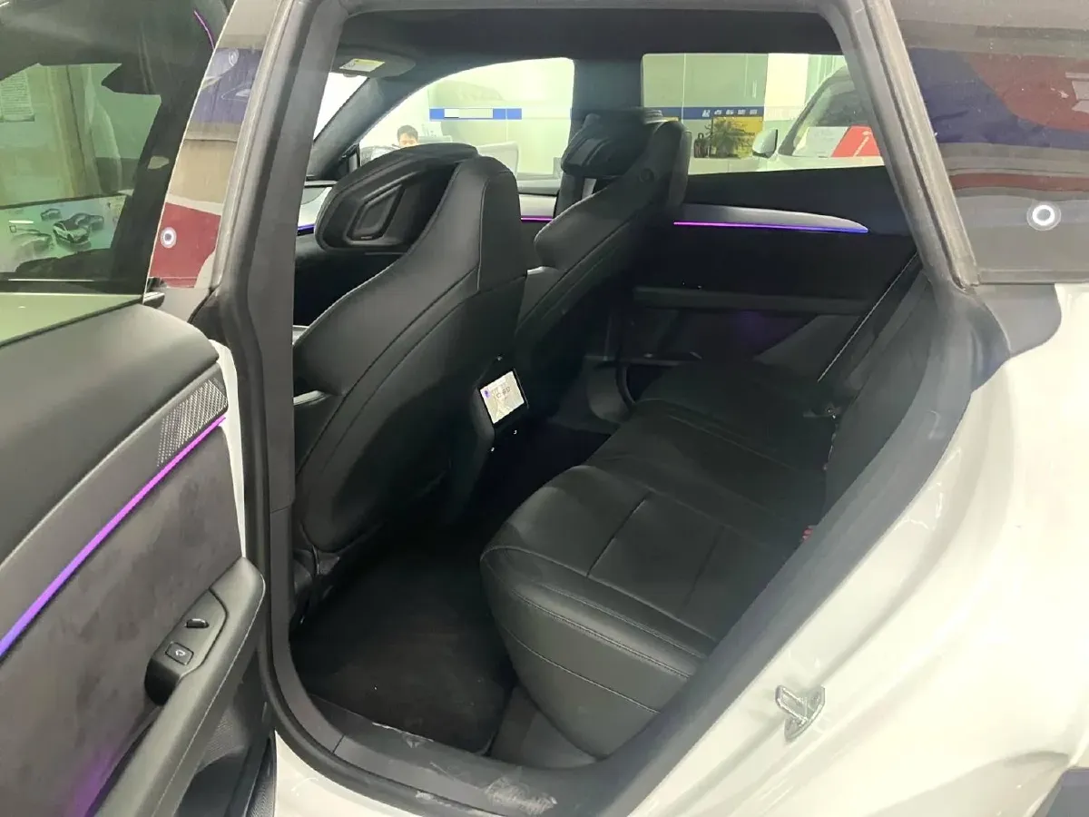 2023 Honda CR-V 2.0L 150HP L4 E-CVT PHEV 17.7KWH,autocango,china used car exporter,china ev exporter,chinese used car exporter,chinese used ev exporter