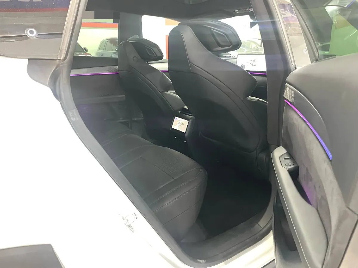 2023 Honda CR-V 2.0L 150HP L4 E-CVT PHEV 17.7KWH,autocango,china used car exporter,china ev exporter,chinese used car exporter,chinese used ev exporter