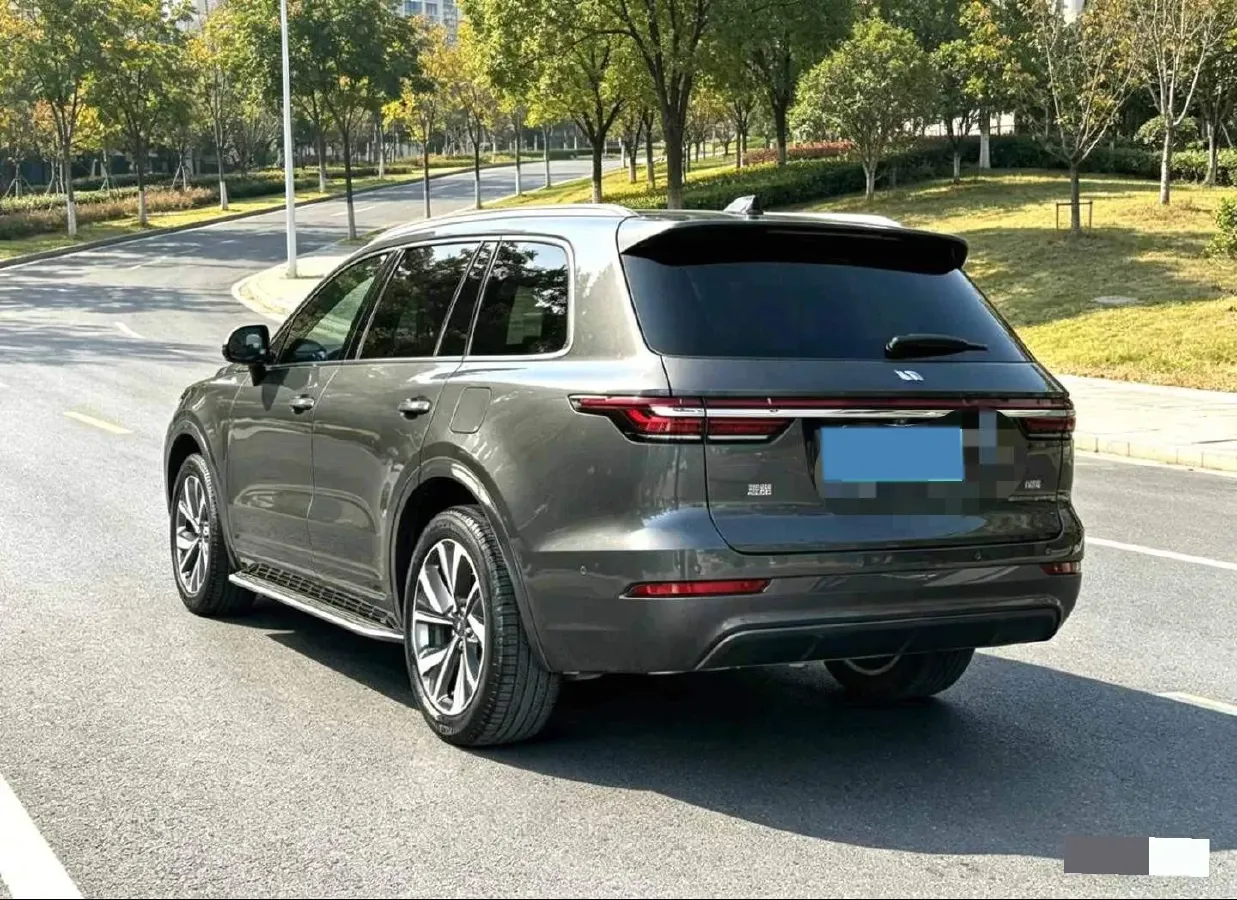 2021 Li ONE Range Extended 131HP REEV 40.5KWH,autocango,china used car exporter,china ev exporter,chinese used car exporter,chinese used ev exporter