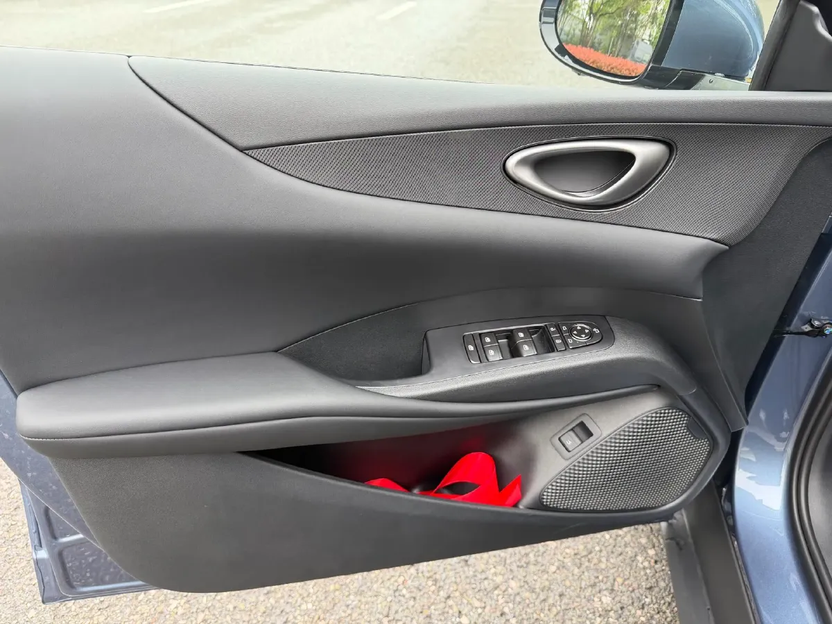 2025 BYD Seal 06 BEV,autocango,china used car exporter,china ev exporter,chinese used car exporter,chinese used ev exporter