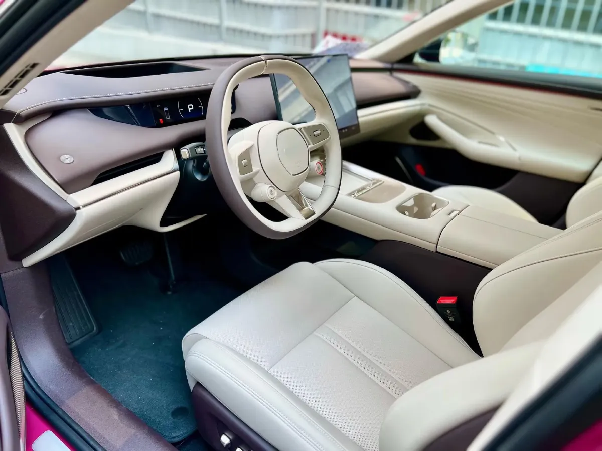 2026 Avatr 07 1.5T 156HP L4 REEV,autocango,china used car exporter,china ev exporter,chinese used car exporter,chinese used ev exporter