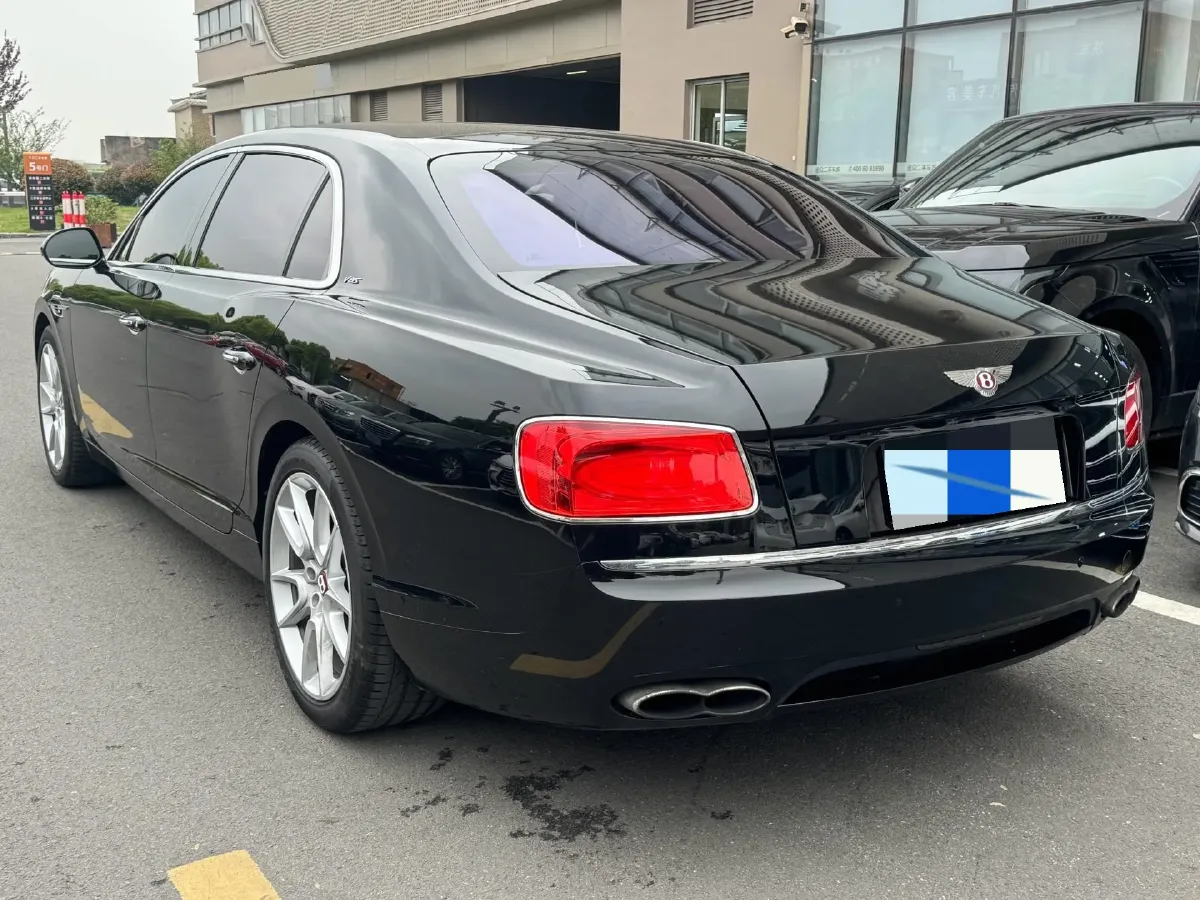 2017 Bentley Flying Spur 4.0T 507HP V8 8AT,autocango,china used car exporter,china ev exporter,chinese used car exporter,chinese used ev exporter