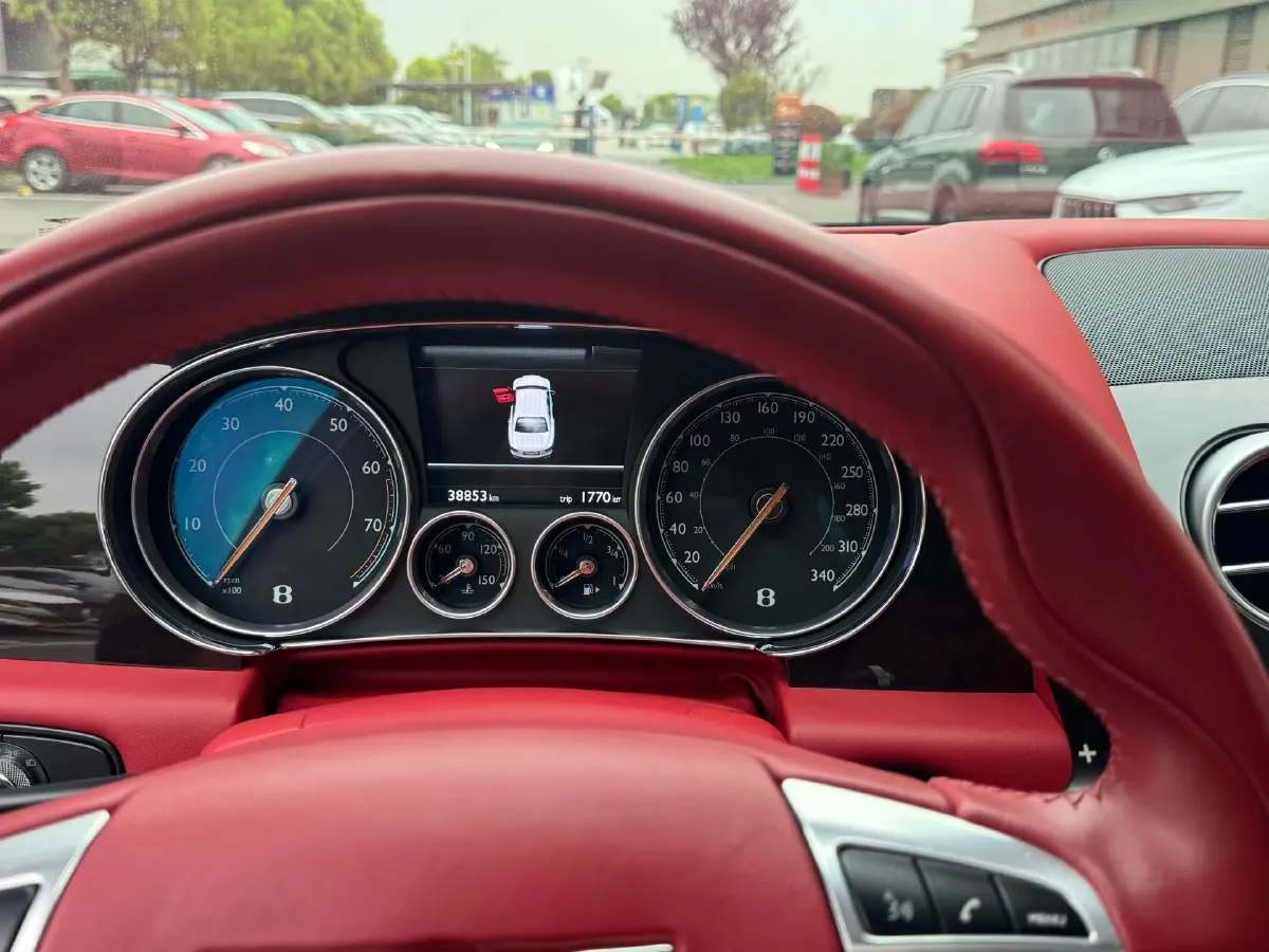 2017 Bentley Flying Spur 4.0T 507HP V8 8AT,autocango,china used car exporter,china ev exporter,chinese used car exporter,chinese used ev exporter