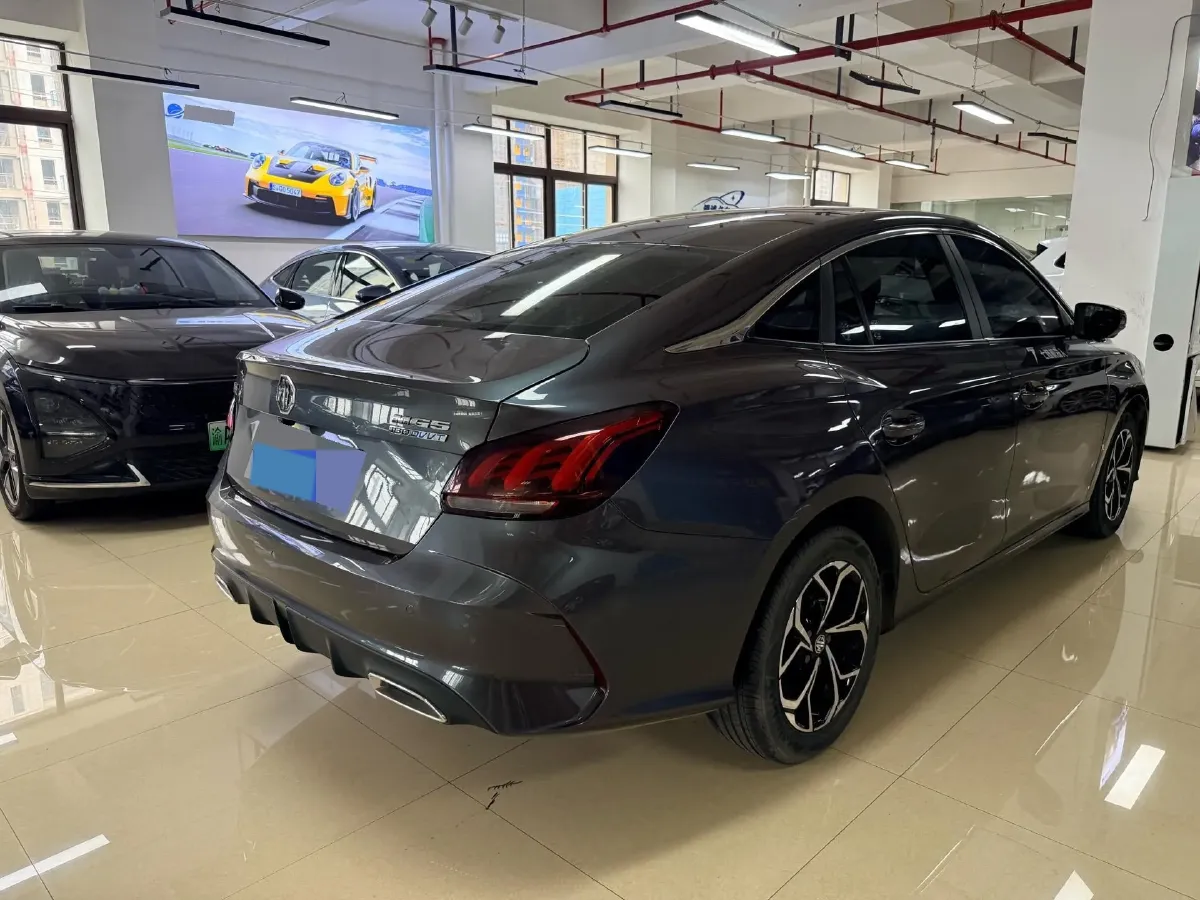 2022 MG 5 1.5L 120HP L4 CVT,autocango,china used car exporter,china ev exporter,chinese used car exporter,chinese used ev exporter