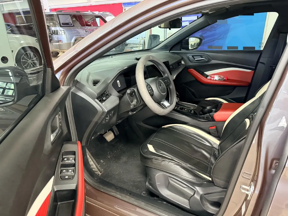 2022 MG 5 1.5L 120HP L4 CVT,autocango,china used car exporter,china ev exporter,chinese used car exporter,chinese used ev exporter