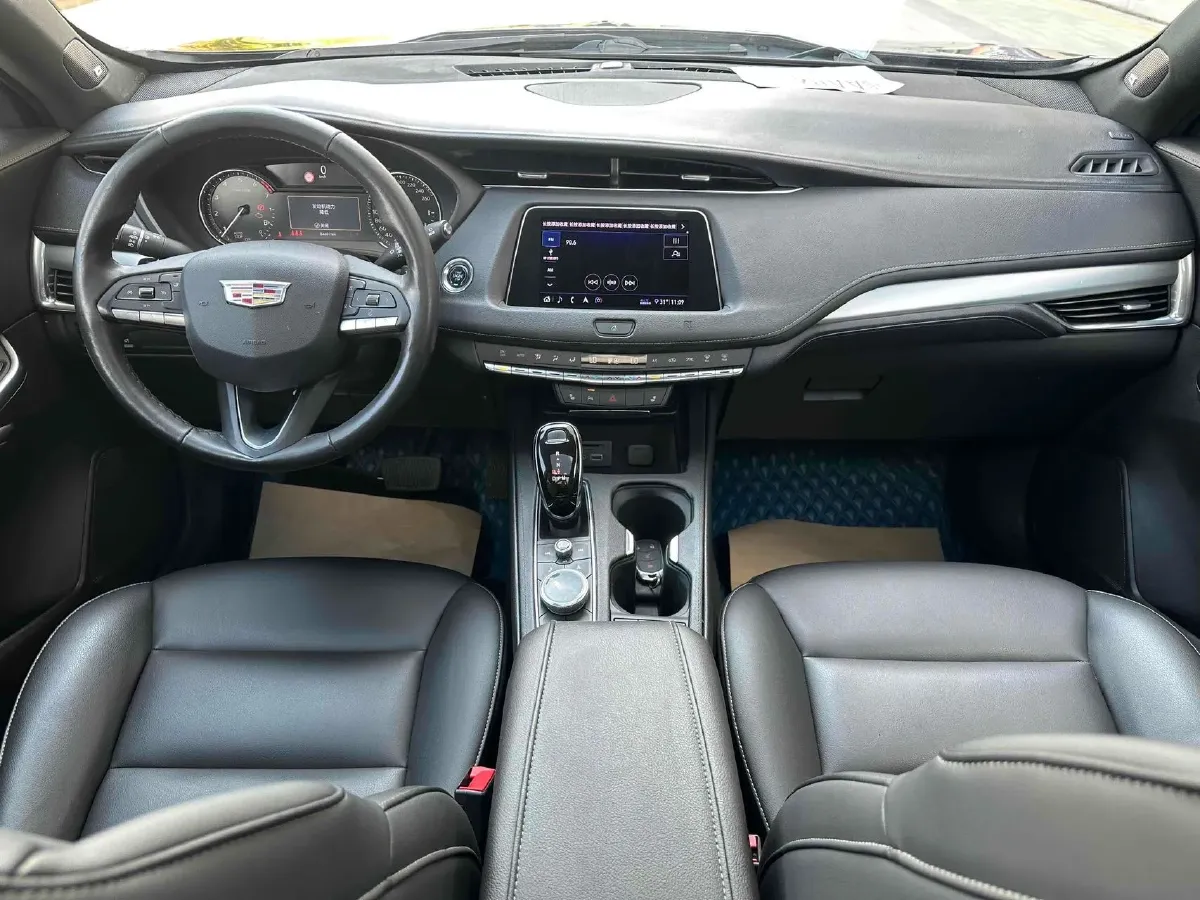 2020 Cadillac XT4 2.0T 241HP L4 9AT,autocango,china used car exporter,china ev exporter,chinese used car exporter,chinese used ev exporter