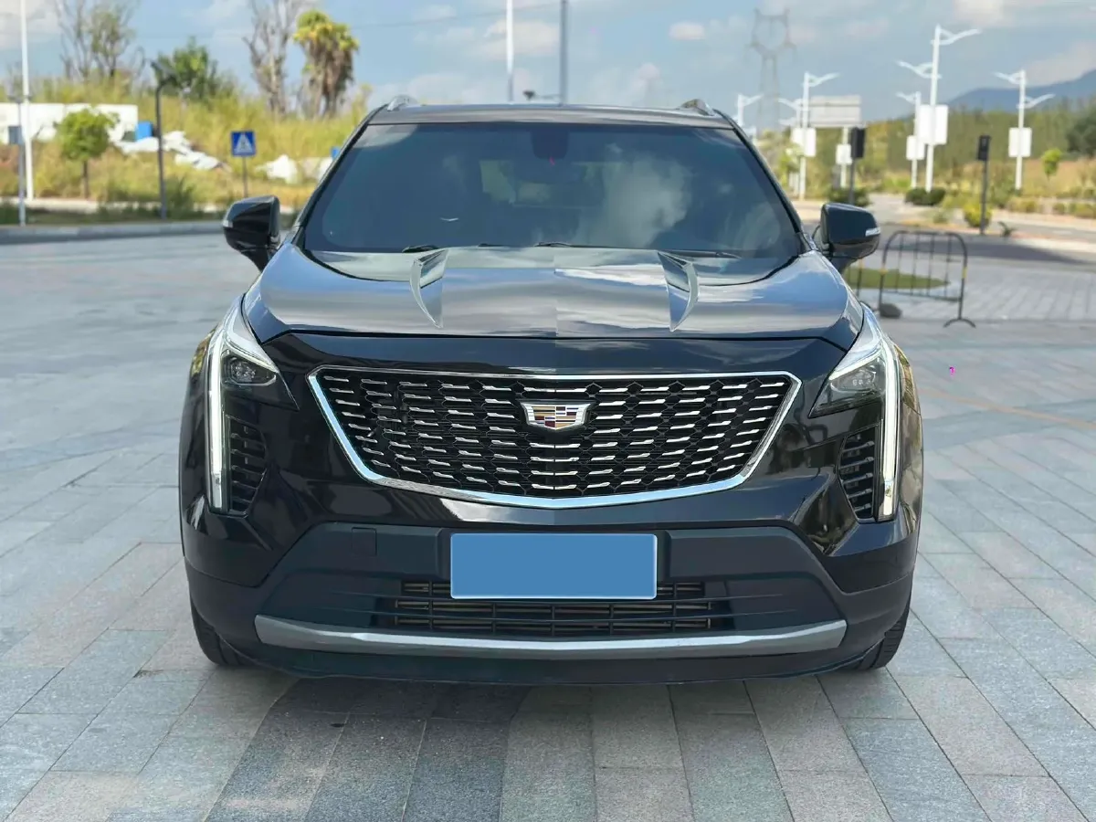 2020 Cadillac XT4 2.0T 241HP L4 9AT,autocango,china used car exporter,china ev exporter,chinese used car exporter,chinese used ev exporter