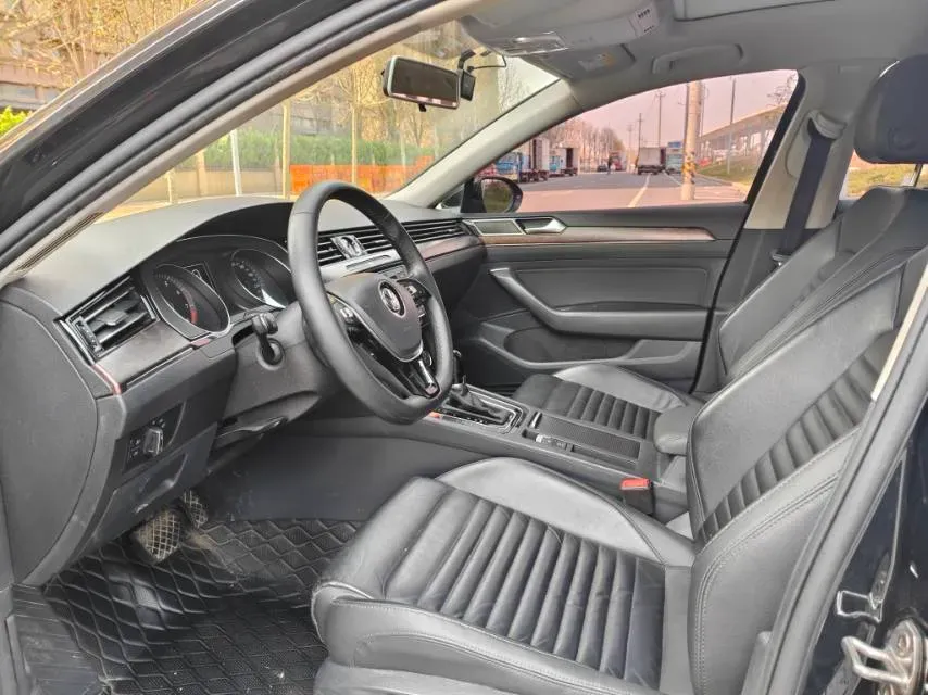 2019 Chevrolet Malibu XL 2.0T 241HP L4 9AT,autocango,china used car exporter,china ev exporter,chinese used car exporter,chinese used ev exporter