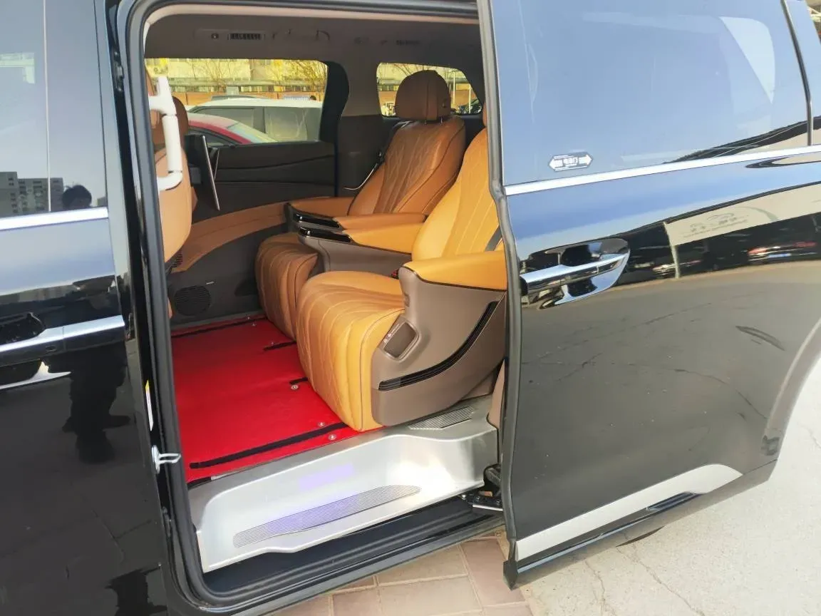 2022 Mercedes-Benz GLC Class 2.0T 197HP L4 9AT,autocango,china used car exporter,china ev exporter,chinese used car exporter,chinese used ev exporter