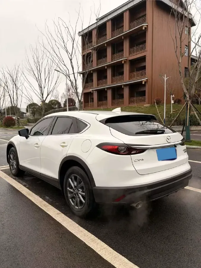 2021 Mazda CX-4 2.0L 158HP L4 6AT,autocango,china used car exporter,china ev exporter,chinese used car exporter,chinese used ev exporter