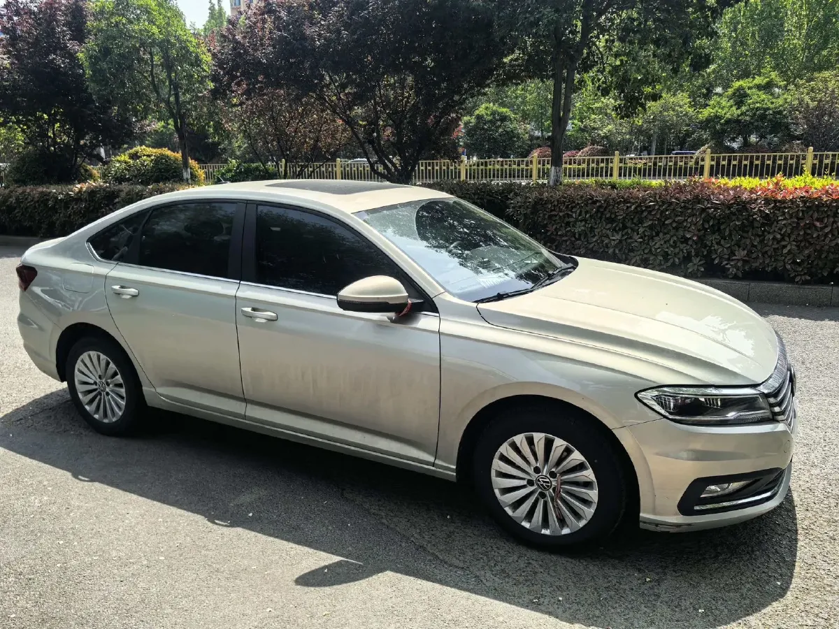 2021 Volkswagen Lavida 1.4T 150HP L4 7DCT,autocango,china used car exporter,china ev exporter,chinese used car exporter,chinese used ev exporter
