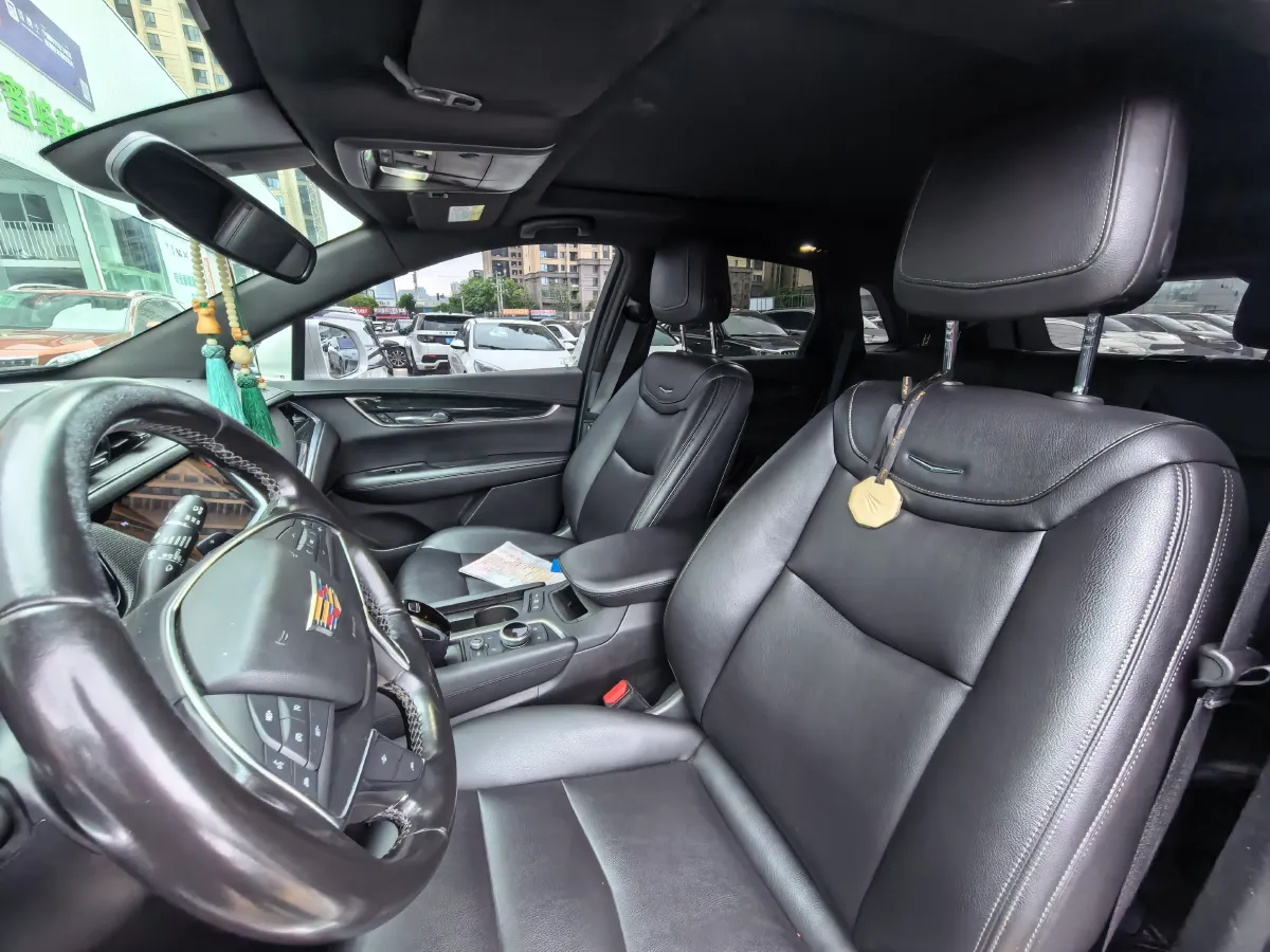 2021 Cadillac XT5 2.0T 237HP L4 9AT,autocango,china used car exporter,china ev exporter,chinese used car exporter,chinese used ev exporter