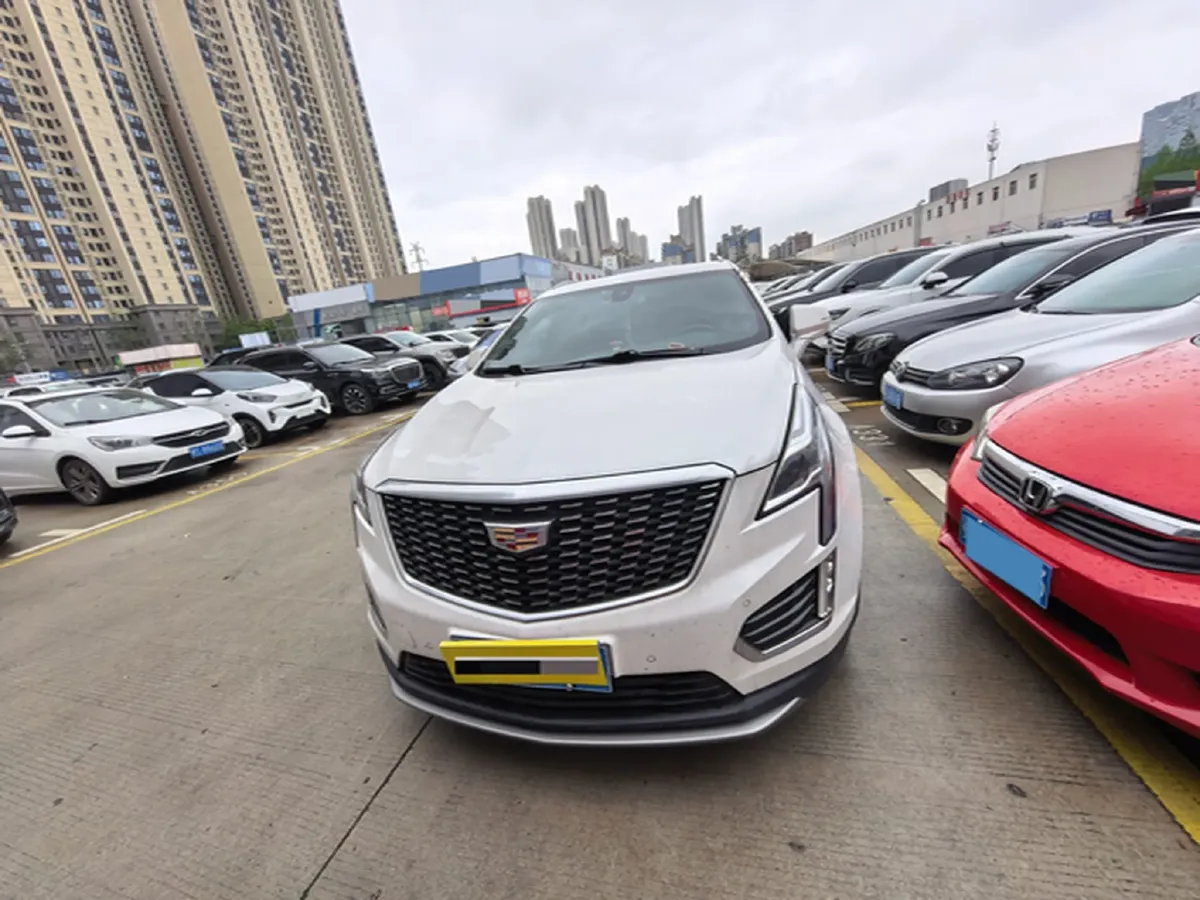 2021 Cadillac XT5 2.0T 237HP L4 9AT,autocango,china used car exporter,china ev exporter,chinese used car exporter,chinese used ev exporter