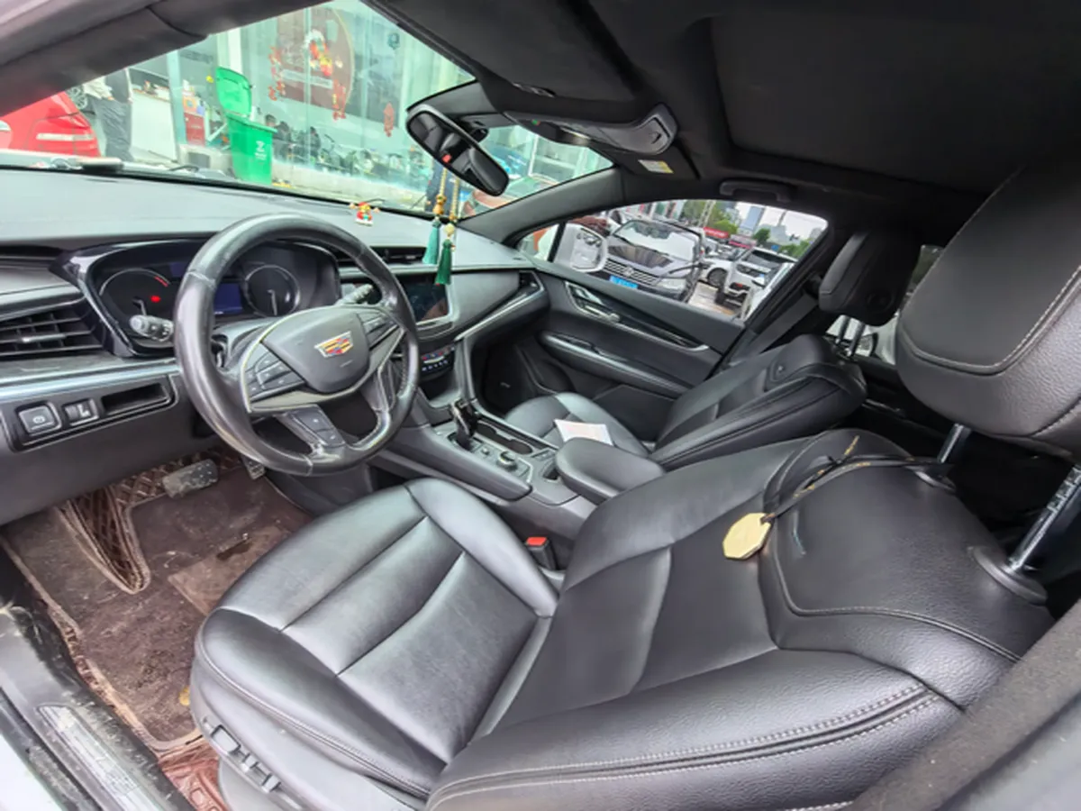 2021 Cadillac XT5 2.0T 237HP L4 9AT,autocango,china used car exporter,china ev exporter,chinese used car exporter,chinese used ev exporter