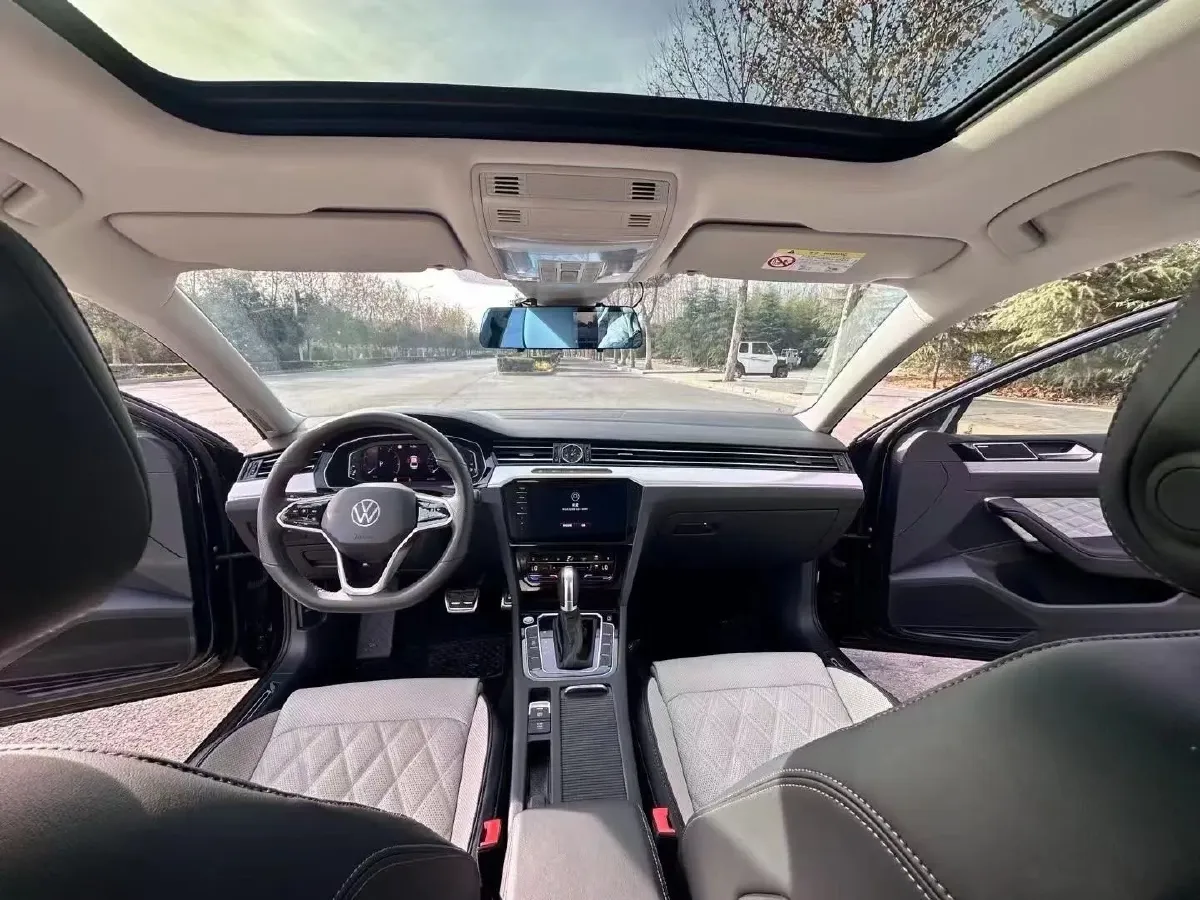 2020 Volkswagen Magotan 2.0T 186HP L4 7DCT,autocango,china used car exporter,china ev exporter,chinese used car exporter,chinese used ev exporter