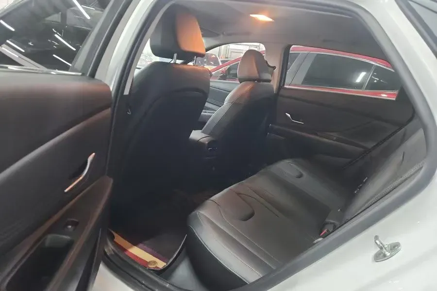 2022 Hyundai Elantra 1.5L 115HP L4 CVT,autocango,china used car exporter,china ev exporter,chinese used car exporter,chinese used ev exporter