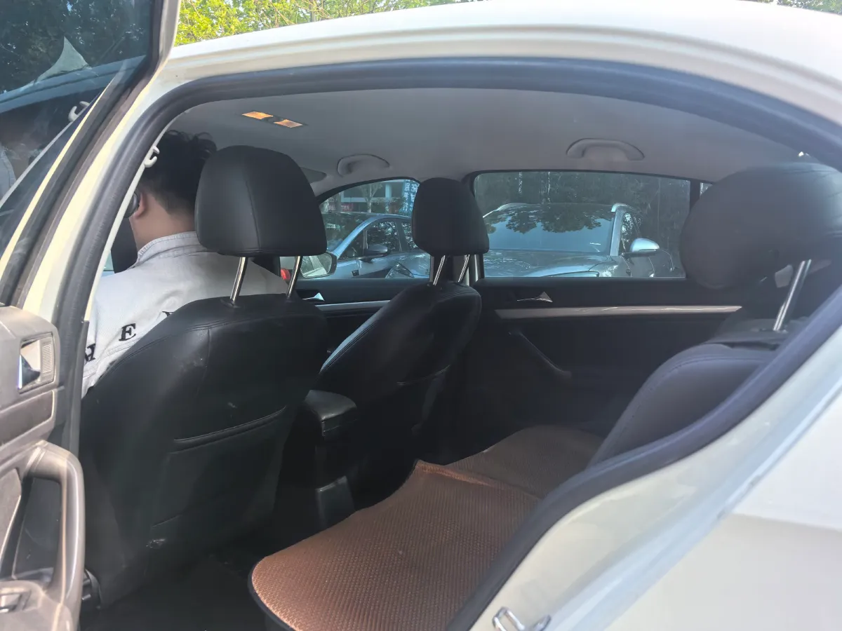 2019 ChangAn Eado XT 1.6L 128HP L4 6AT,autocango,china used car exporter,china ev exporter,chinese used car exporter,chinese used ev exporter