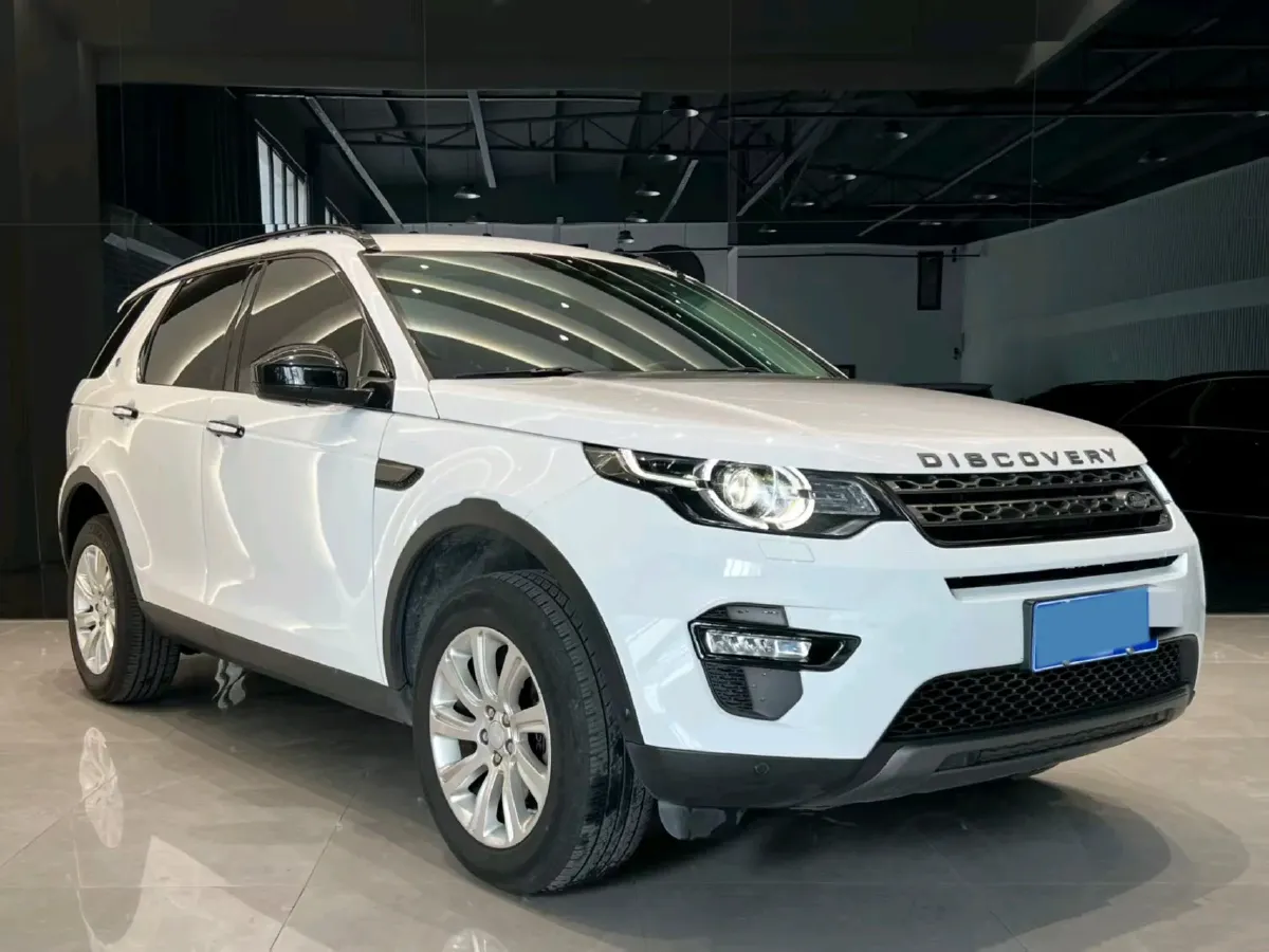2019 Land Rover Discovery Sport 2.0T 241HP L4 9AT,autocango,china used car exporter,china ev exporter,chinese used car exporter,chinese used ev exporter
