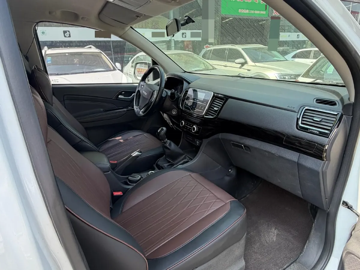 2020 Isuzu LingTuo 2.5T 150HP L4 6MT,autocango,china used car exporter,china ev exporter,chinese used car exporter,chinese used ev exporter