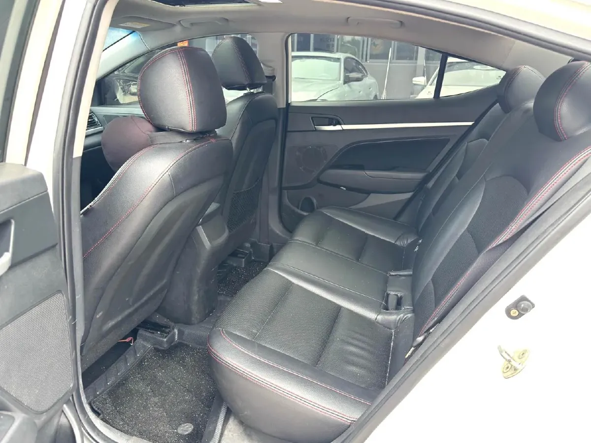 2018 Hyundai Elantra 1.6L 130HP L4 6AT,autocango,china used car exporter,china ev exporter,chinese used car exporter,chinese used ev exporter