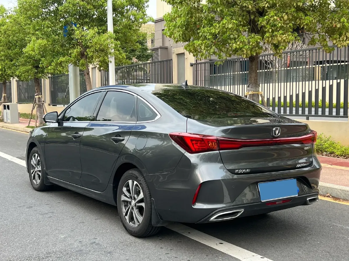 2024 ChangAn Eado 1.4T 160HP L4 7DCT,autocango,china used car exporter,china ev exporter,chinese used car exporter,chinese used ev exporter