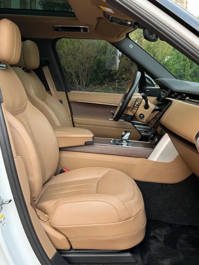 2024 Land Rover Range Rover 3.0T 400HP L6 8AT,autocango,china used car exporter,china ev exporter,chinese used car exporter,chinese used ev exporter