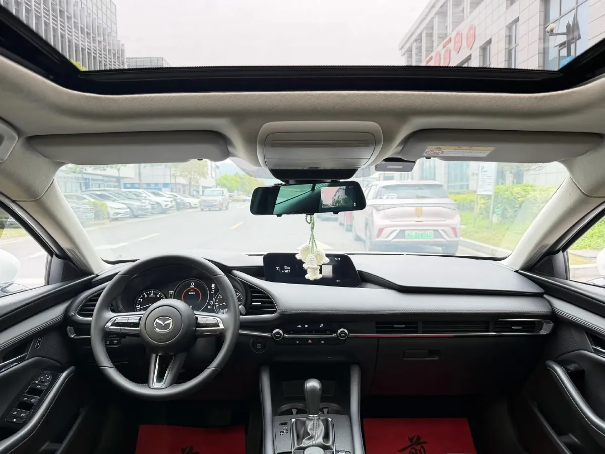 2022 Mazda 3 Axela 2.0L 158HP L4 6AT,autocango,china used car exporter,china ev exporter,chinese used car exporter,chinese used ev exporter