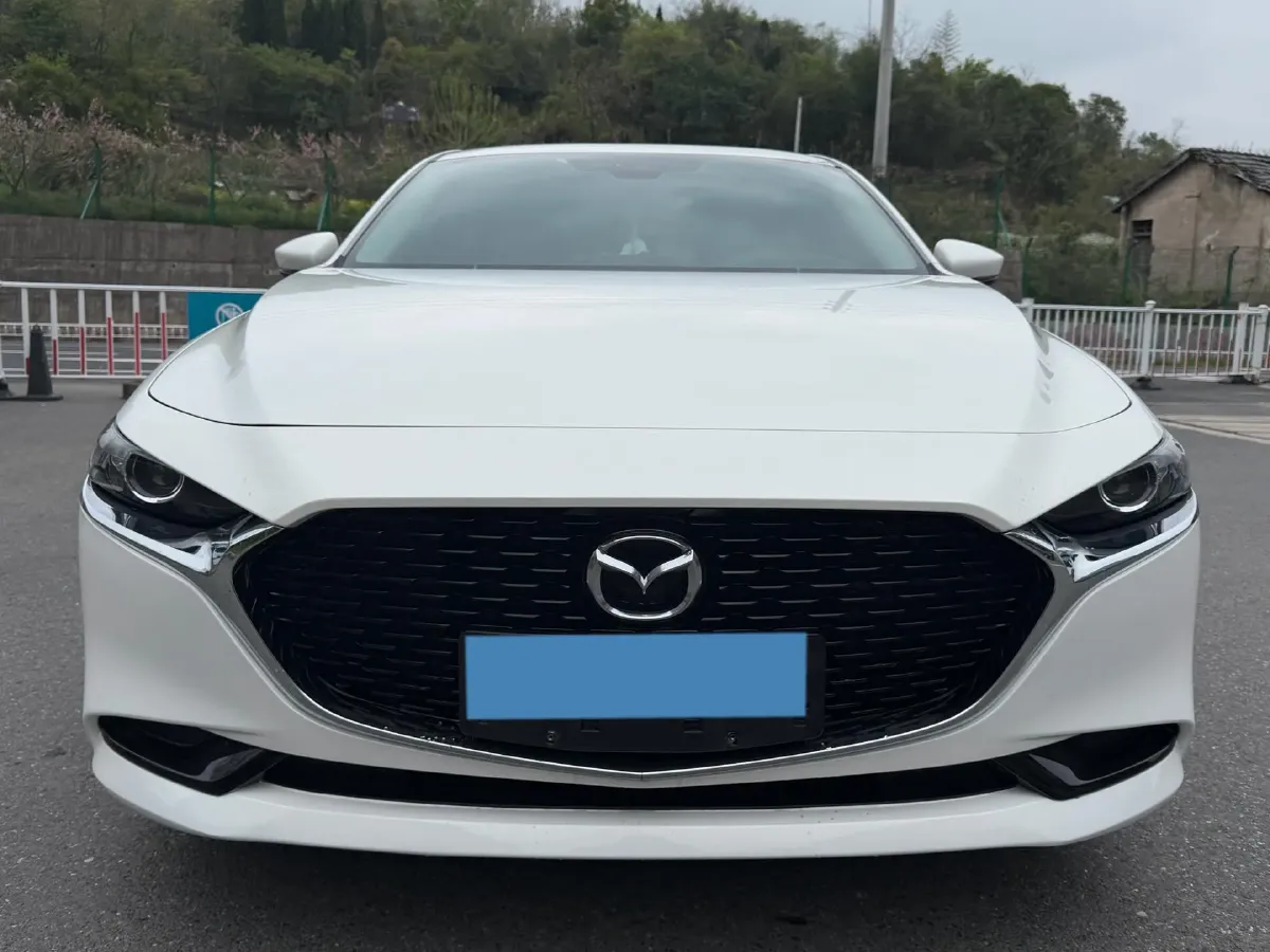 2022 Mazda 3 Axela 2.0L 158HP L4 6AT,autocango,china used car exporter,china ev exporter,chinese used car exporter,chinese used ev exporter