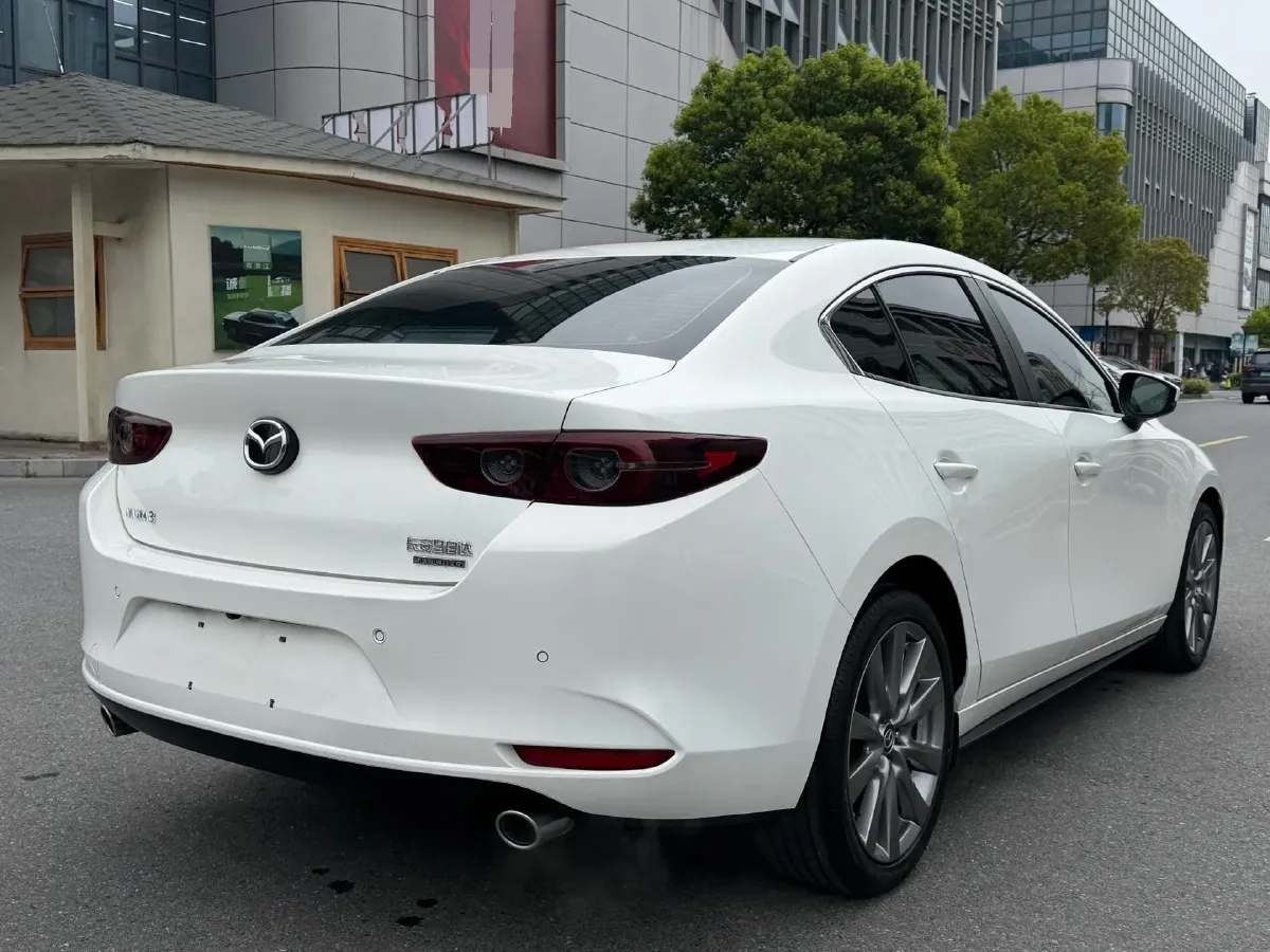 2022 Mazda 3 Axela 2.0L 158HP L4 6AT,autocango,china used car exporter,china ev exporter,chinese used car exporter,chinese used ev exporter