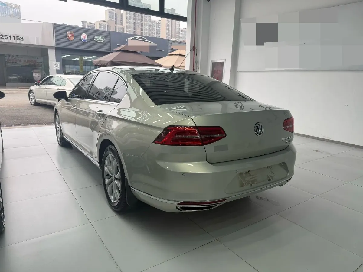 2019 Volkswagen Magotan 2.0T 186HP L4 7DCT,autocango,china used car exporter,china ev exporter,chinese used car exporter,chinese used ev exporter