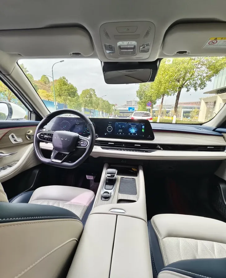 2022 Chery Arrizo 8 1.6T 197HP L4 7DCT,autocango,china used car exporter,china ev exporter,chinese used car exporter,chinese used ev exporter