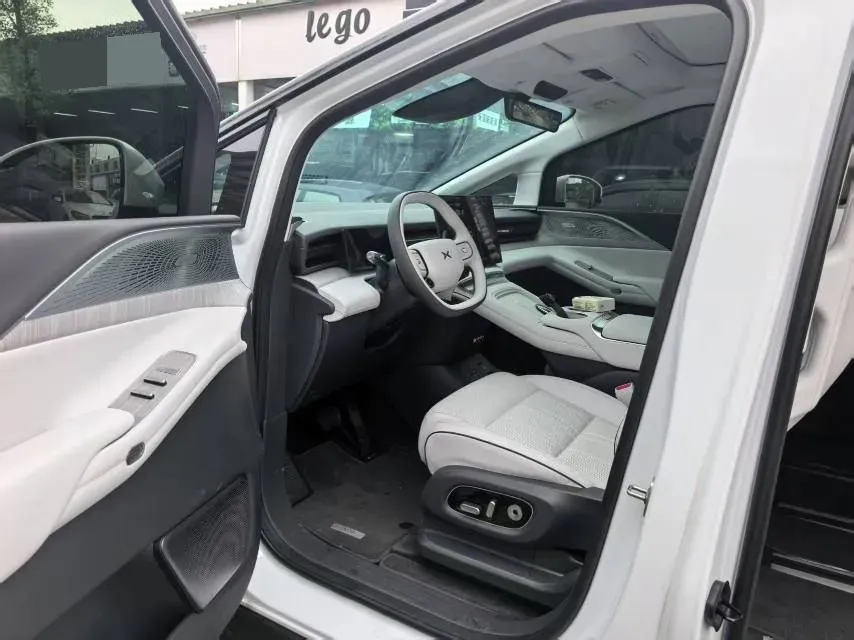 2026 Xpeng X9 REEV 150HP REEV,autocango,china used car exporter,china ev exporter,chinese used car exporter,chinese used ev exporter