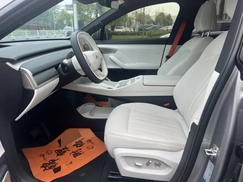 2024 ONVO L60 BEV 60KWH,autocango,china used car exporter,china ev exporter,chinese used car exporter,chinese used ev exporter