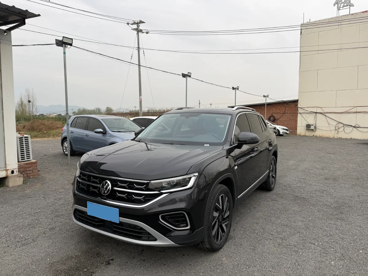 2024 Volkswagen Tayron 2.0T 186HP L4 7DCT,autocango,china used car exporter,china ev exporter,chinese used car exporter,chinese used ev exporter