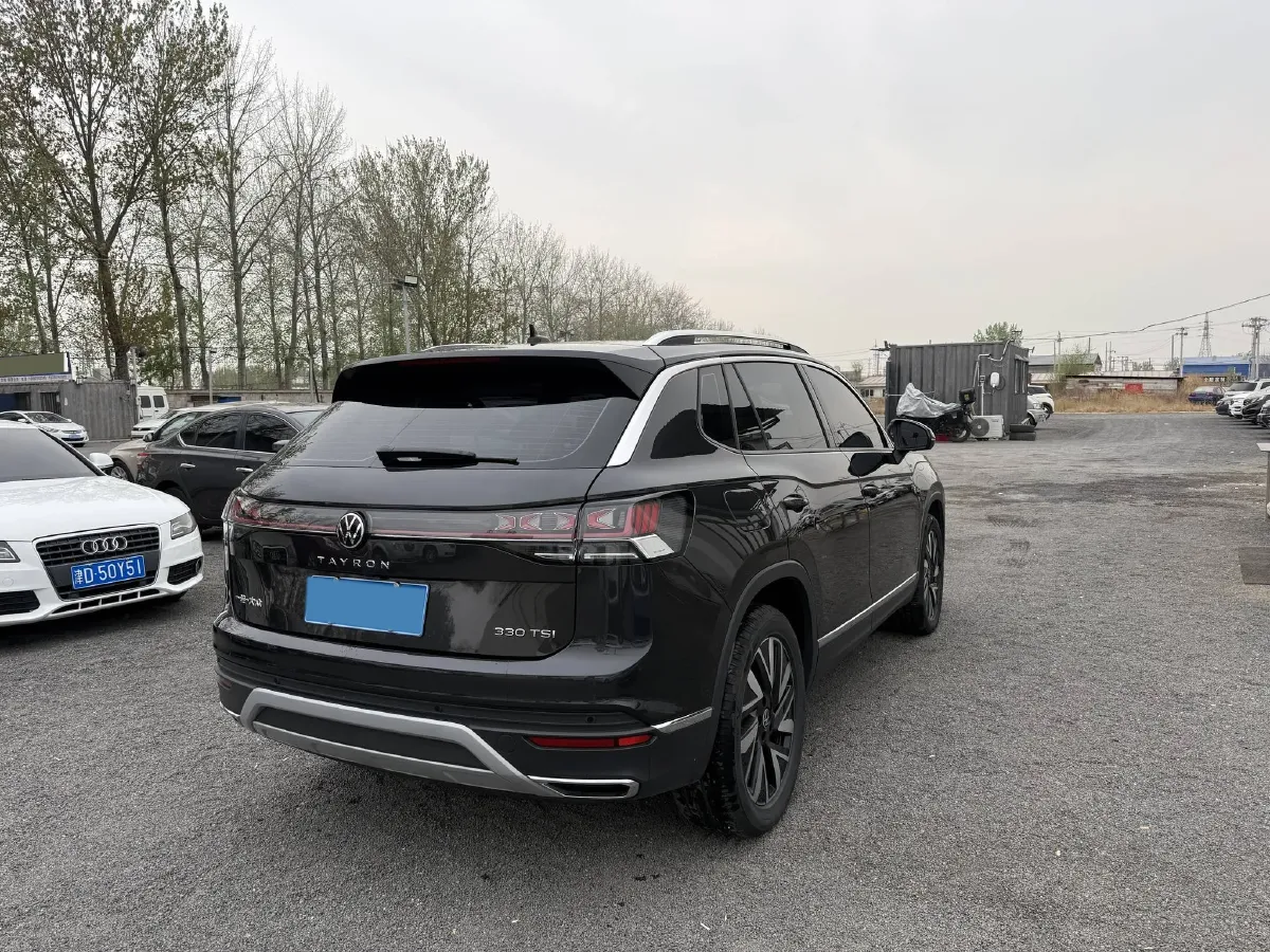 2024 Volkswagen Tayron 2.0T 186HP L4 7DCT,autocango,china used car exporter,china ev exporter,chinese used car exporter,chinese used ev exporter