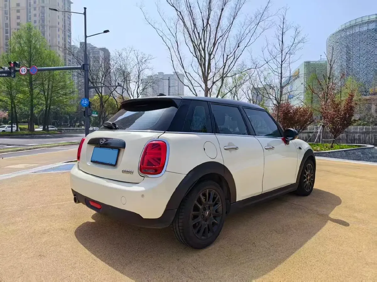 2018 MINI COUNTRYMAN 1.5T 136HP L3 6AT,autocango,china used car exporter,china ev exporter,chinese used car exporter,chinese used ev exporter