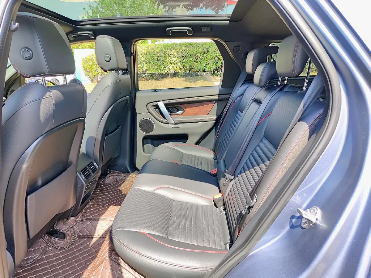 2020 Land Rover Discovery Sport 2.0T 249HP L4 9AT,autocango,china used car exporter,china ev exporter,chinese used car exporter,chinese used ev exporter