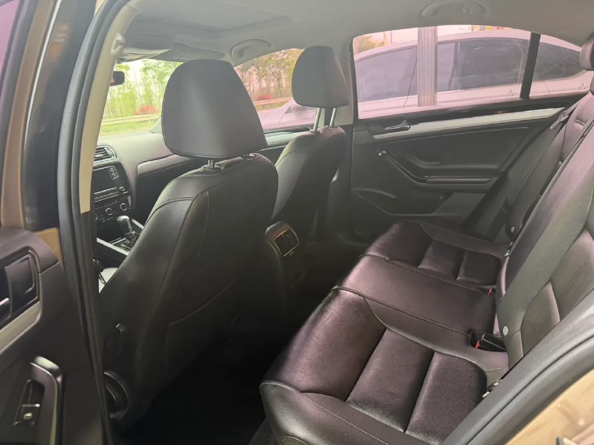 2018 Volkswagen Sagitar 1.2T 110HP L4 7DCT,autocango,china used car exporter,china ev exporter,chinese used car exporter,chinese used ev exporter