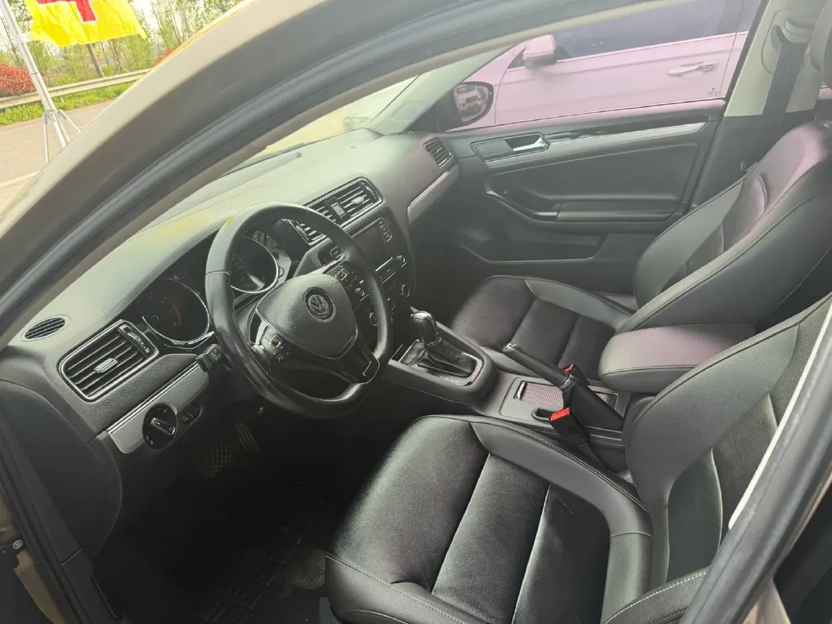 2018 Volkswagen Sagitar 1.2T 110HP L4 7DCT,autocango,china used car exporter,china ev exporter,chinese used car exporter,chinese used ev exporter