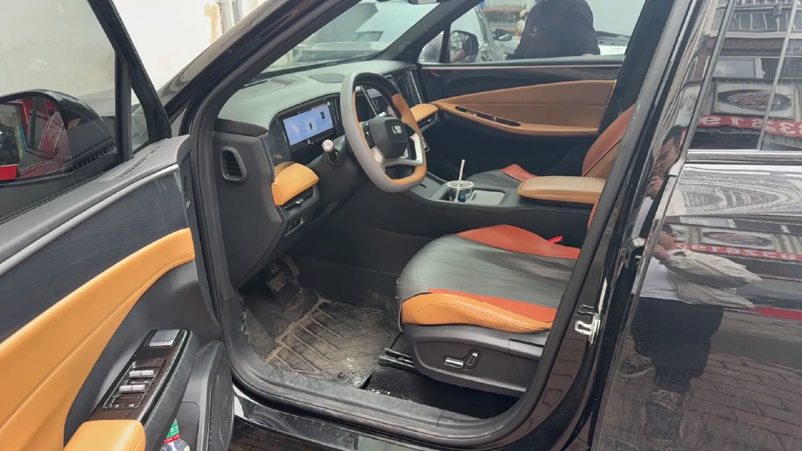 2024 Geely Galaxy L7 1.5T 163HP L4 3DHT PHEV 18.7KWH,autocango,china used car exporter,china ev exporter,chinese used car exporter,chinese used ev exporter