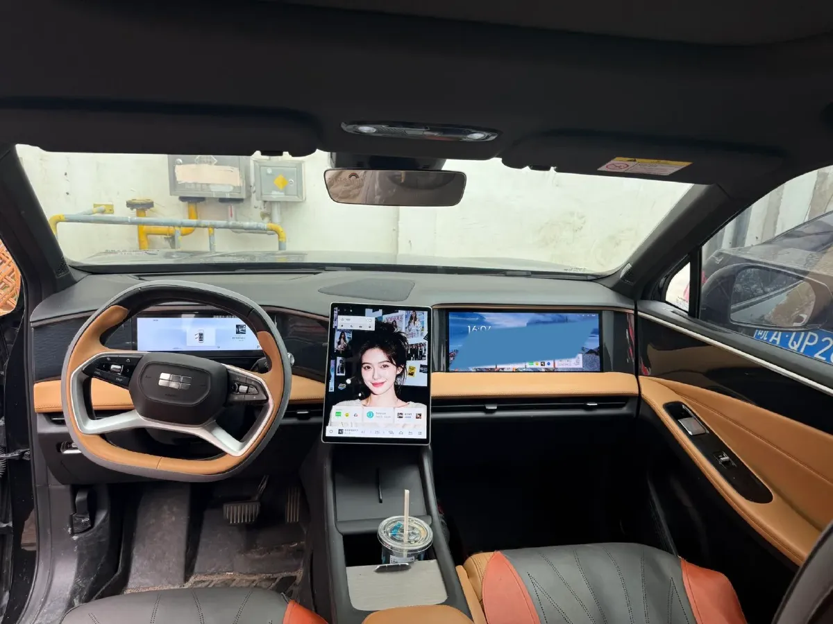 2024 Geely Galaxy L7 1.5T 163HP L4 3DHT PHEV 18.7KWH,autocango,china used car exporter,china ev exporter,chinese used car exporter,chinese used ev exporter