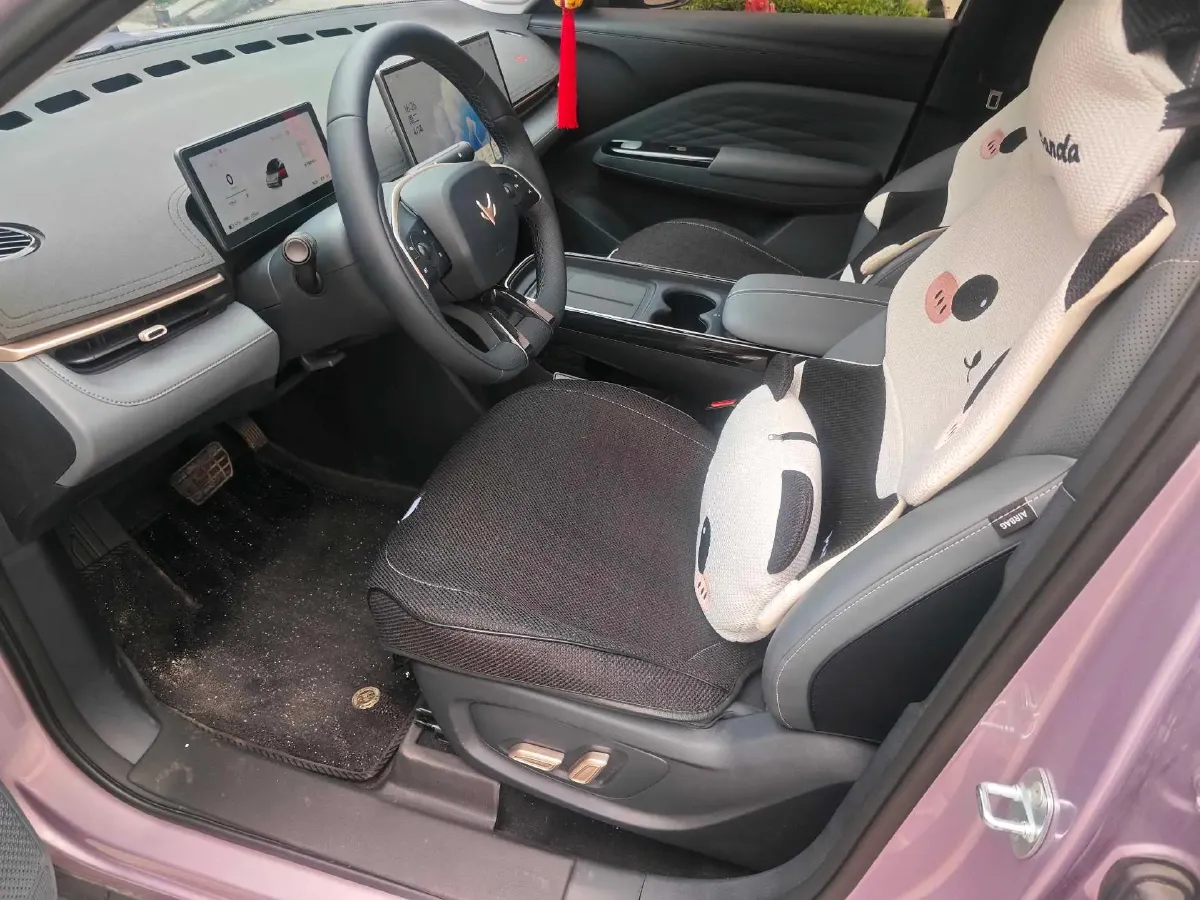 2025 ARCFOX T1 BEV,autocango,china used car exporter,china ev exporter,chinese used car exporter,chinese used ev exporter