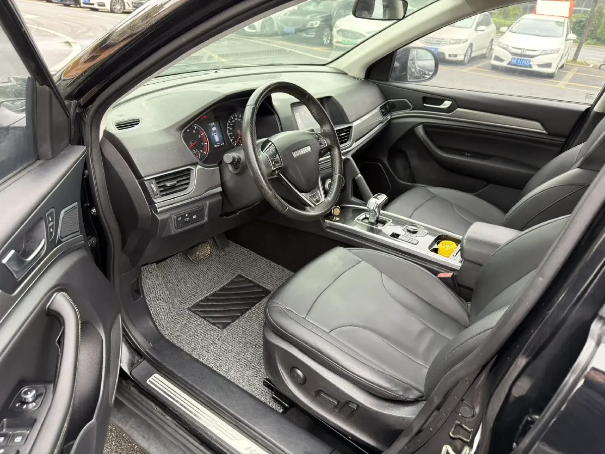 2018 Haval H6 1.5T 150HP L4 7DCT,autocango,china used car exporter,china ev exporter,chinese used car exporter,chinese used ev exporter