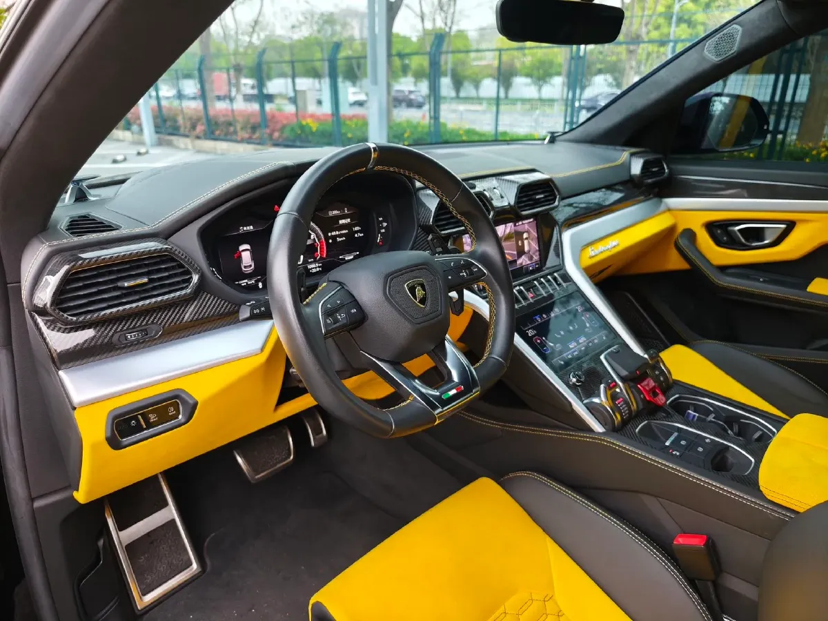 2018 Lamborghini Urus 4.0T 650HP V8 8AT,autocango,china used car exporter,china ev exporter,chinese used car exporter,chinese used ev exporter